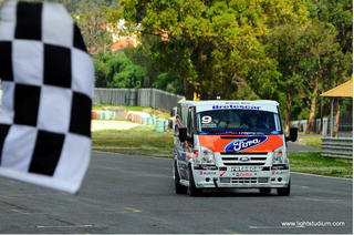 La Ford Transit de 140 CV protagoniza este campeonato.